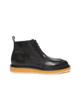Load image into Gallery viewer, WALLABEE CREPE SOLE ANKLE BOOTS
